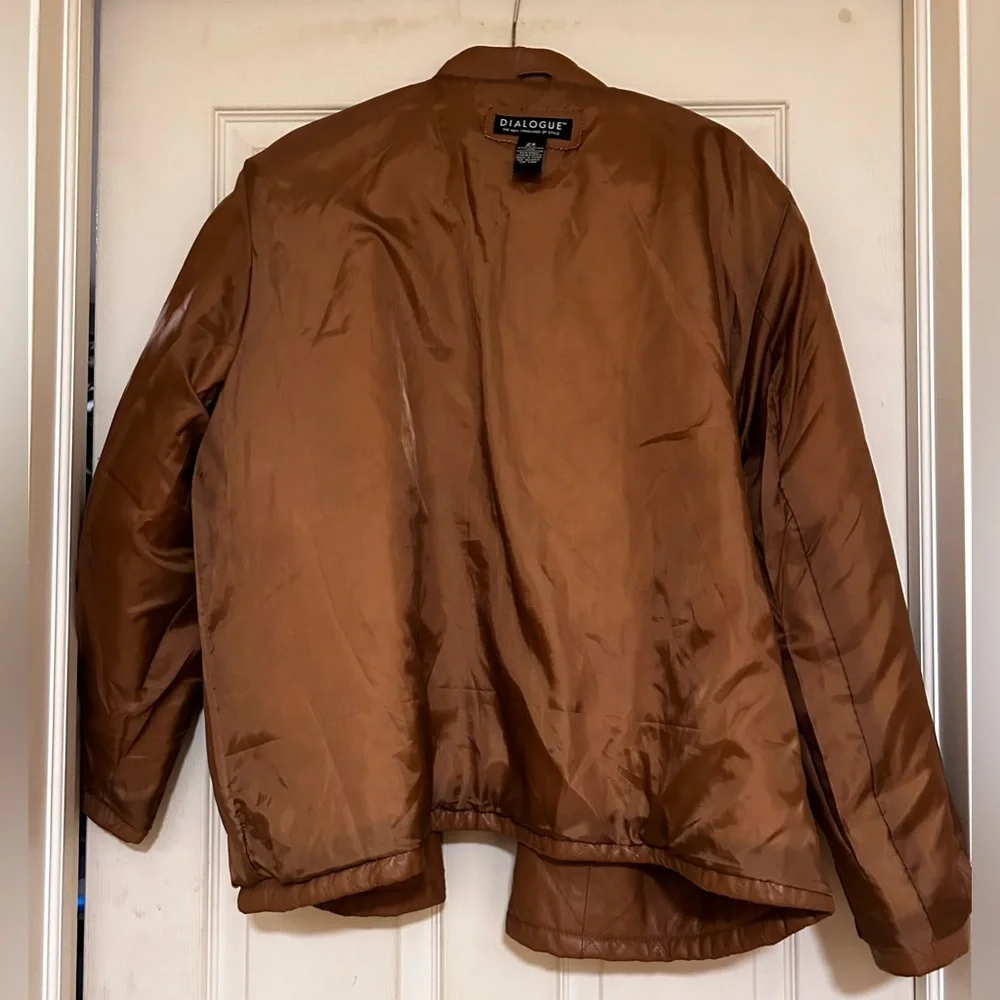 Dialogue Leather Jacket - Picture 6 of 11